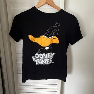Black t shirt